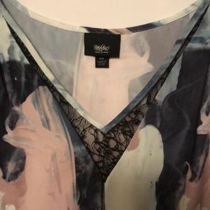 Mossimo V Neck Tank Top